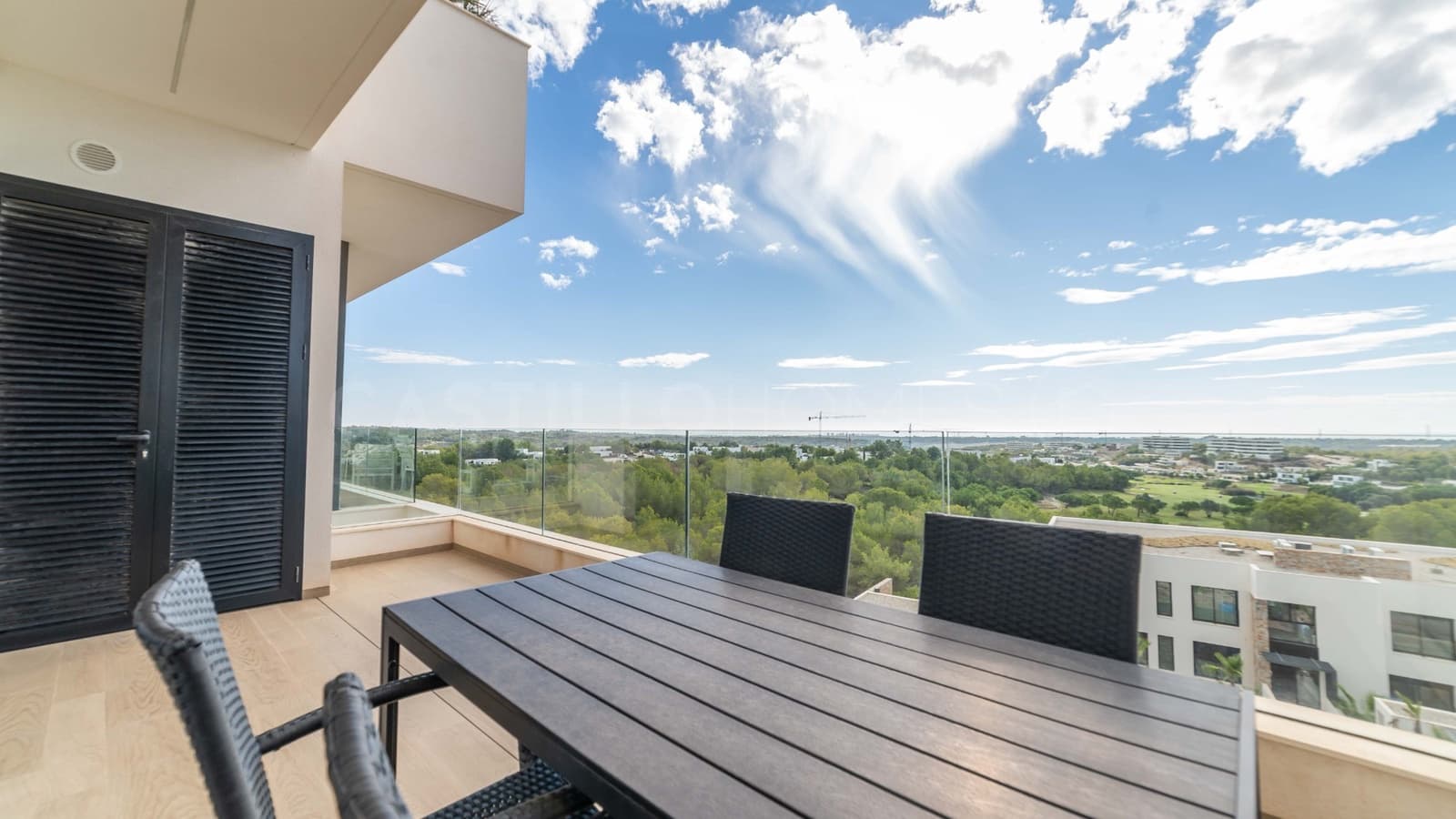 Apartamento de 2 habitaciones en Las Colinas Golf en venta con piscina - 475.000 € (Ref: 8970794)