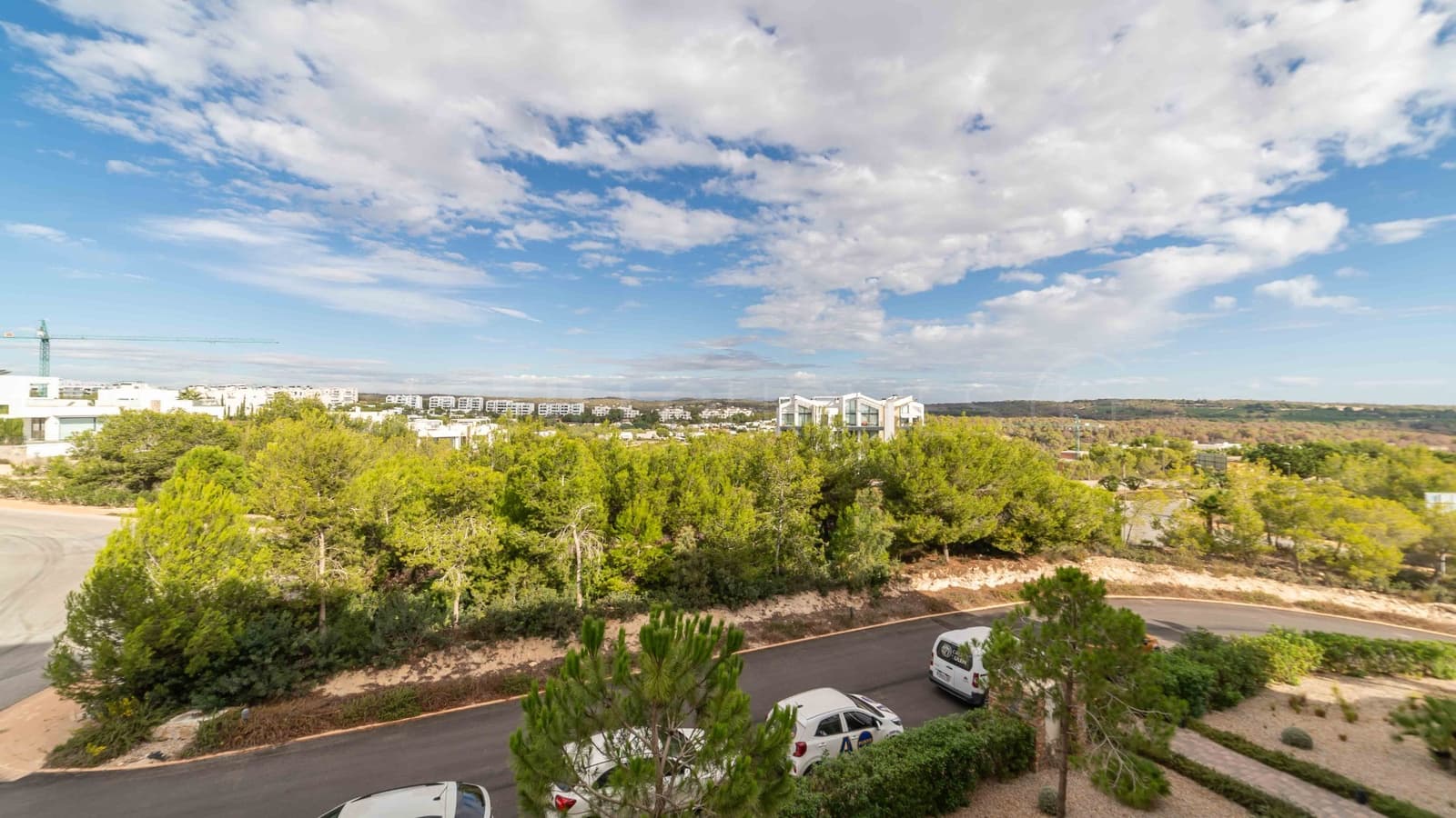 Apartamento de 2 habitaciones en Las Colinas Golf en venta con piscina - 475.000 € (Ref: 8970794)