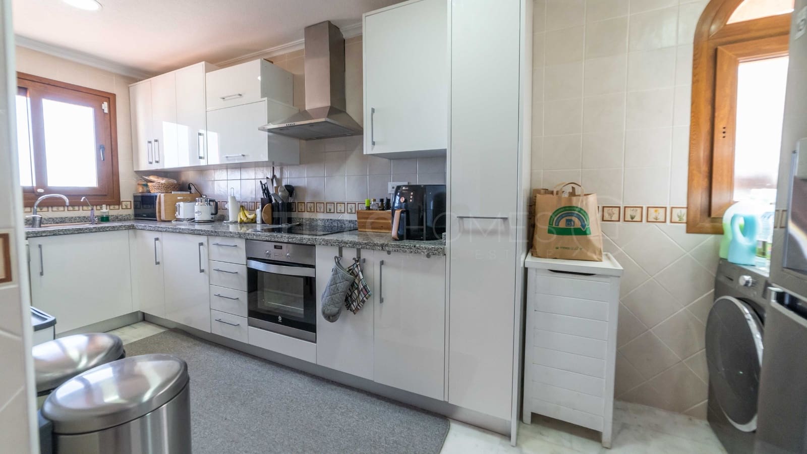 Chalet de 4 habitaciones en San Miguel de Salinas en venta con piscina - 450.000 € (Ref: 8970795)