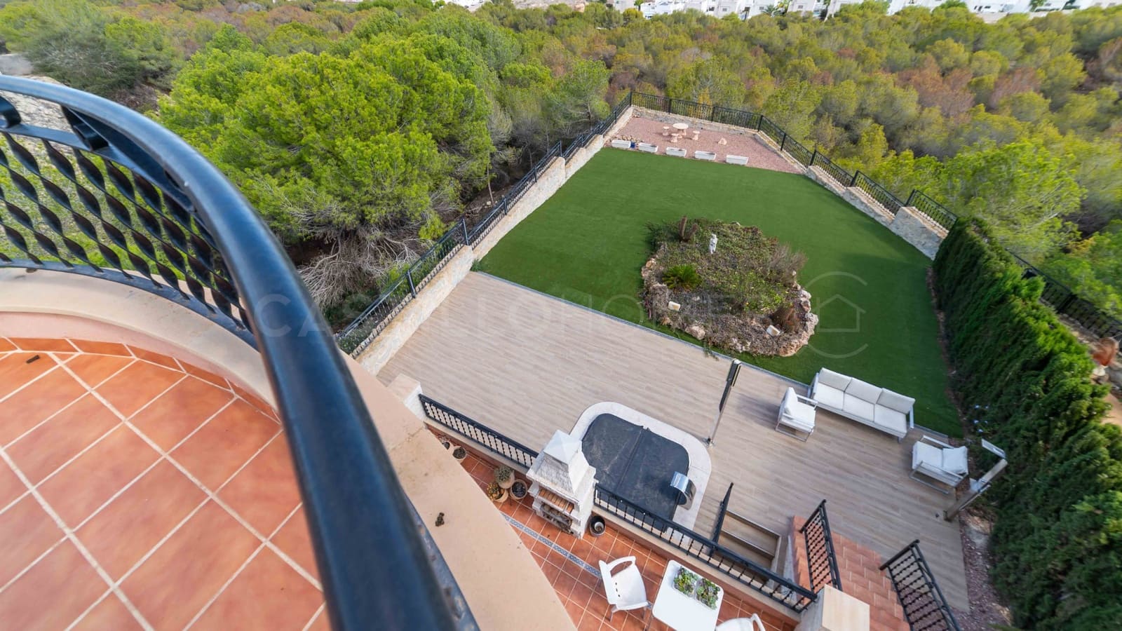 Chalet de 4 habitaciones en San Miguel de Salinas en venta con piscina - 450.000 € (Ref: 8970795)