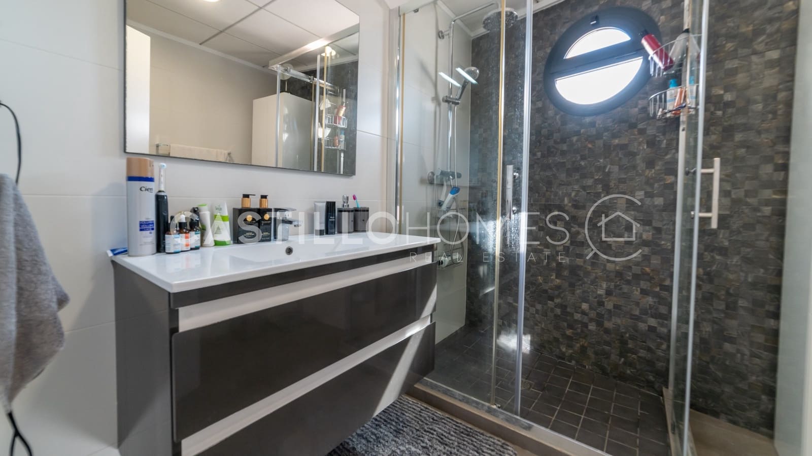 5 sypialnia Willa na sprzedaż w Torrevieja z basenem garażem - 870 000 € (Ref: 8970798)