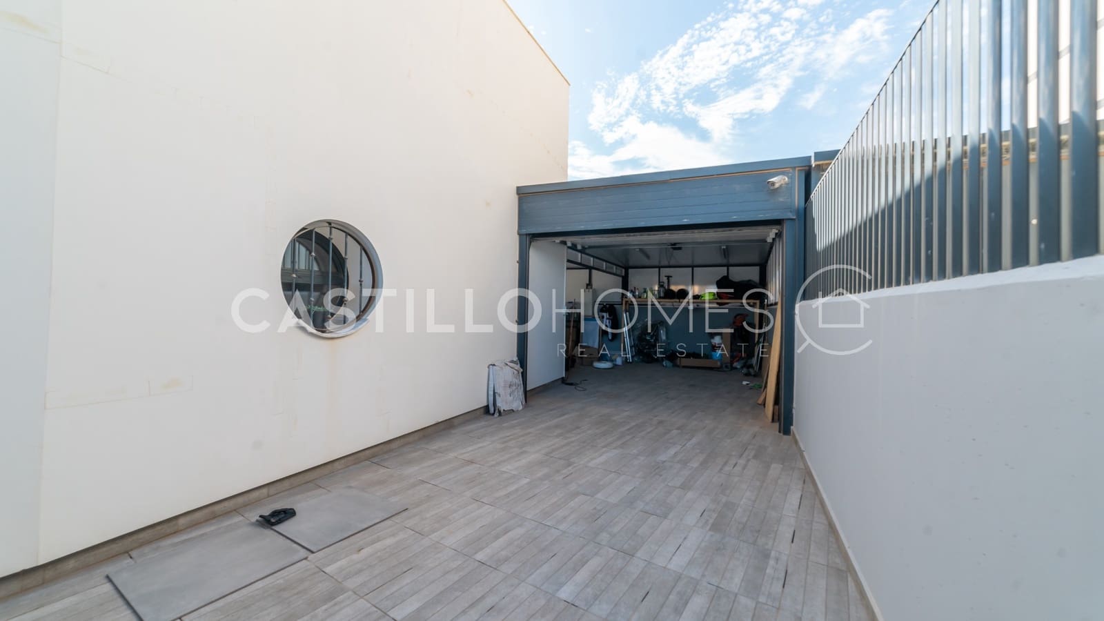 5 sypialnia Willa na sprzedaż w Torrevieja z basenem garażem - 870 000 € (Ref: 8970798)