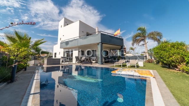5 bedroom Villa for sale in Los Frutales, Torrevieja with pool garage - € 870,000 (Ref: 8970798)