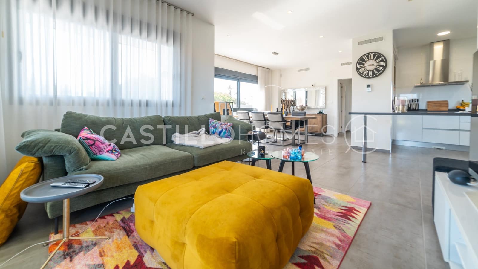 5 sypialnia Willa na sprzedaż w Torrevieja z basenem garażem - 870 000 € (Ref: 8970798)