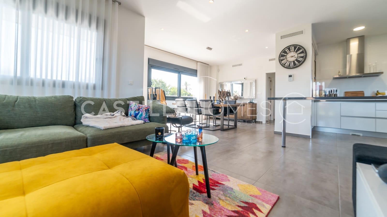 5 sypialnia Willa na sprzedaż w Torrevieja z basenem garażem - 870 000 € (Ref: 8970798)