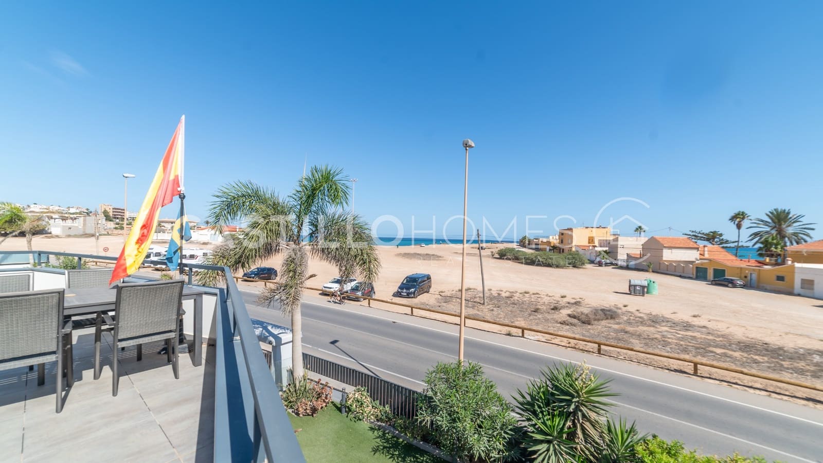 5 sypialnia Willa na sprzedaż w Torrevieja z basenem garażem - 870 000 € (Ref: 8970798)