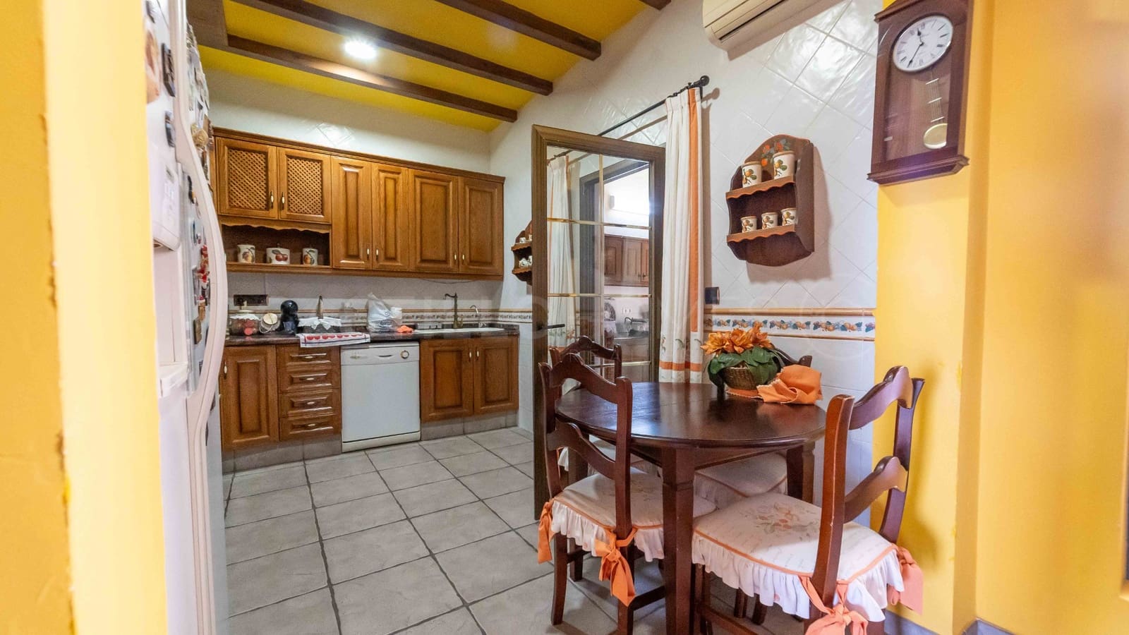 4 slaapkamer Villa te koop in Bigastro met zwembad garage - € 474.900 (Ref: 8970808)