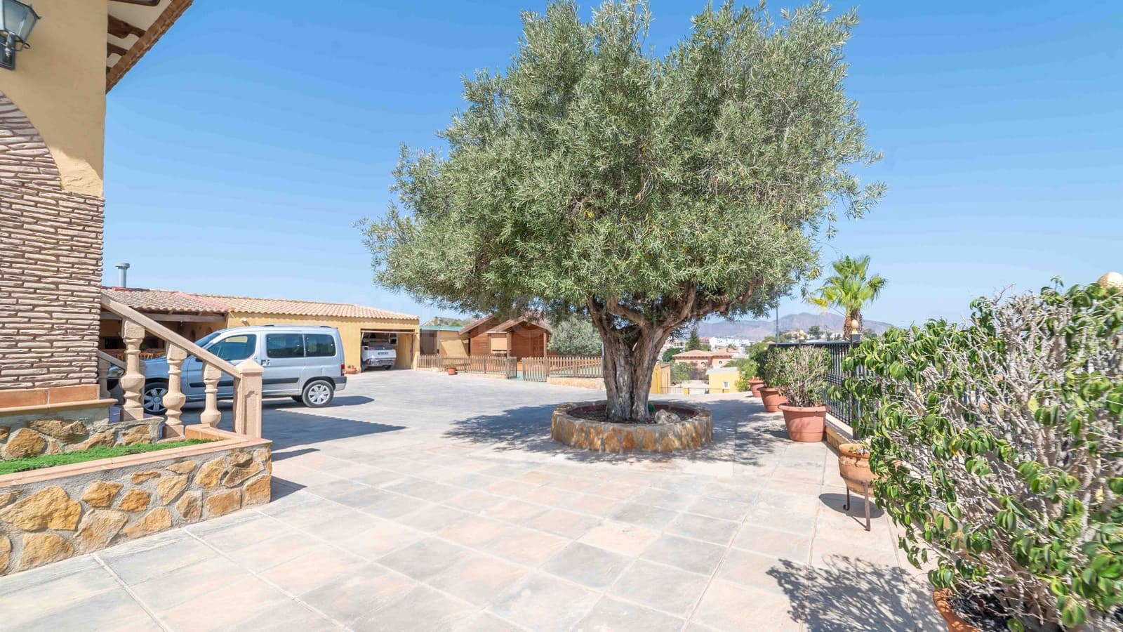 4 slaapkamer Villa te koop in Bigastro met zwembad garage - € 474.900 (Ref: 8970808)