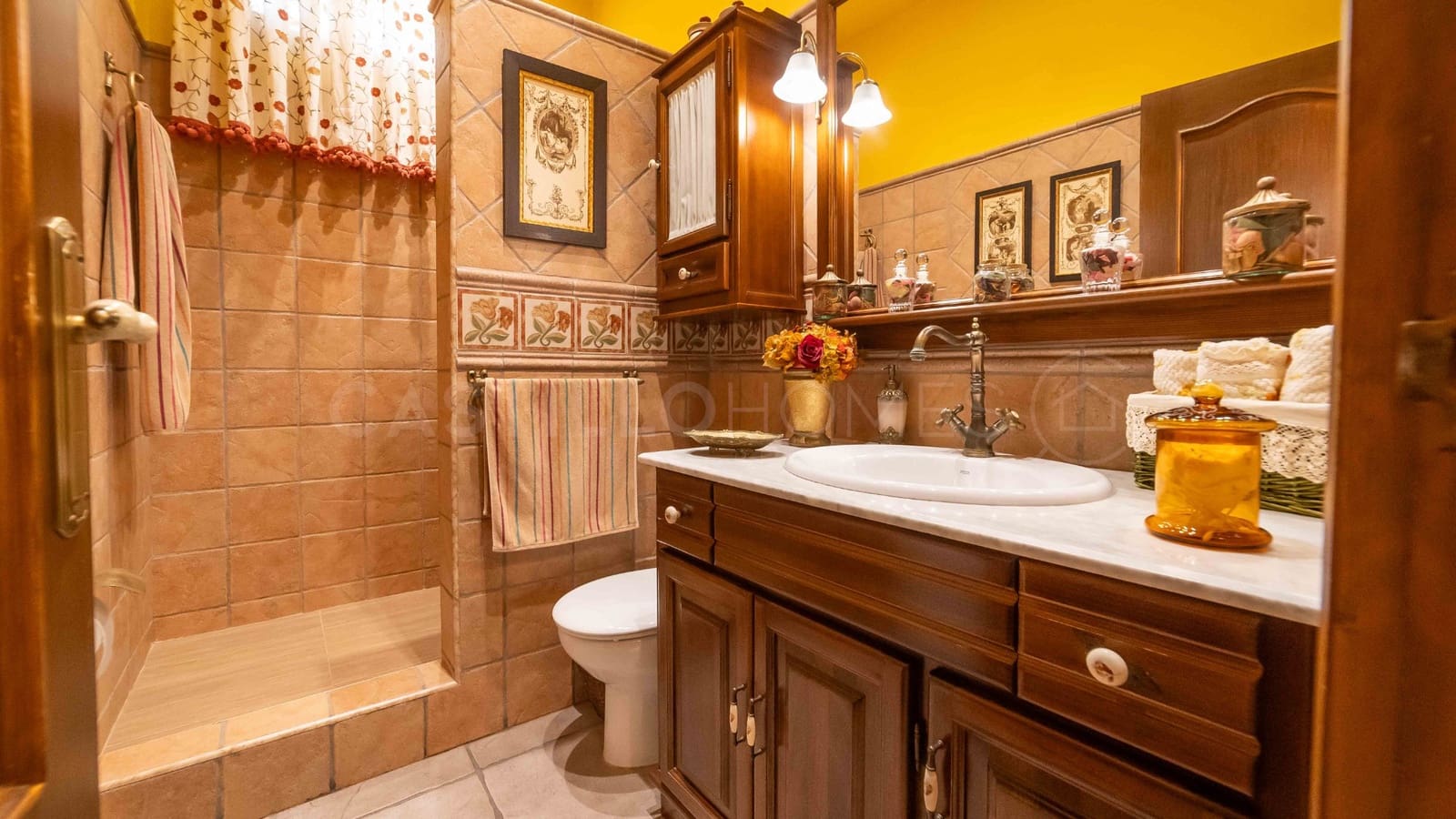 4 slaapkamer Villa te koop in Bigastro met zwembad garage - € 474.900 (Ref: 8970808)