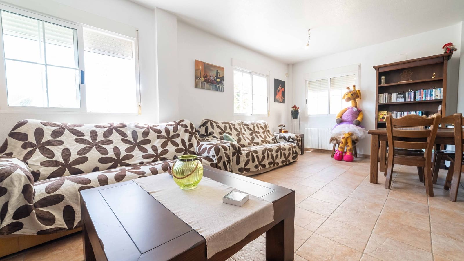 Chalet de 6 habitaciones en Torrevieja en venta con piscina - 539.000 € (Ref: 8970809)