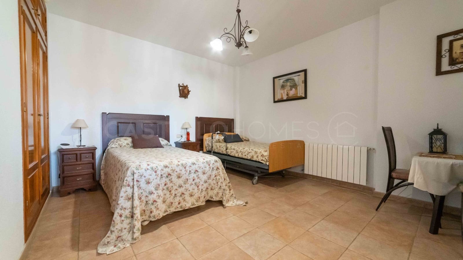 Chalet de 6 habitaciones en Torrevieja en venta con piscina - 539.000 € (Ref: 8970809)