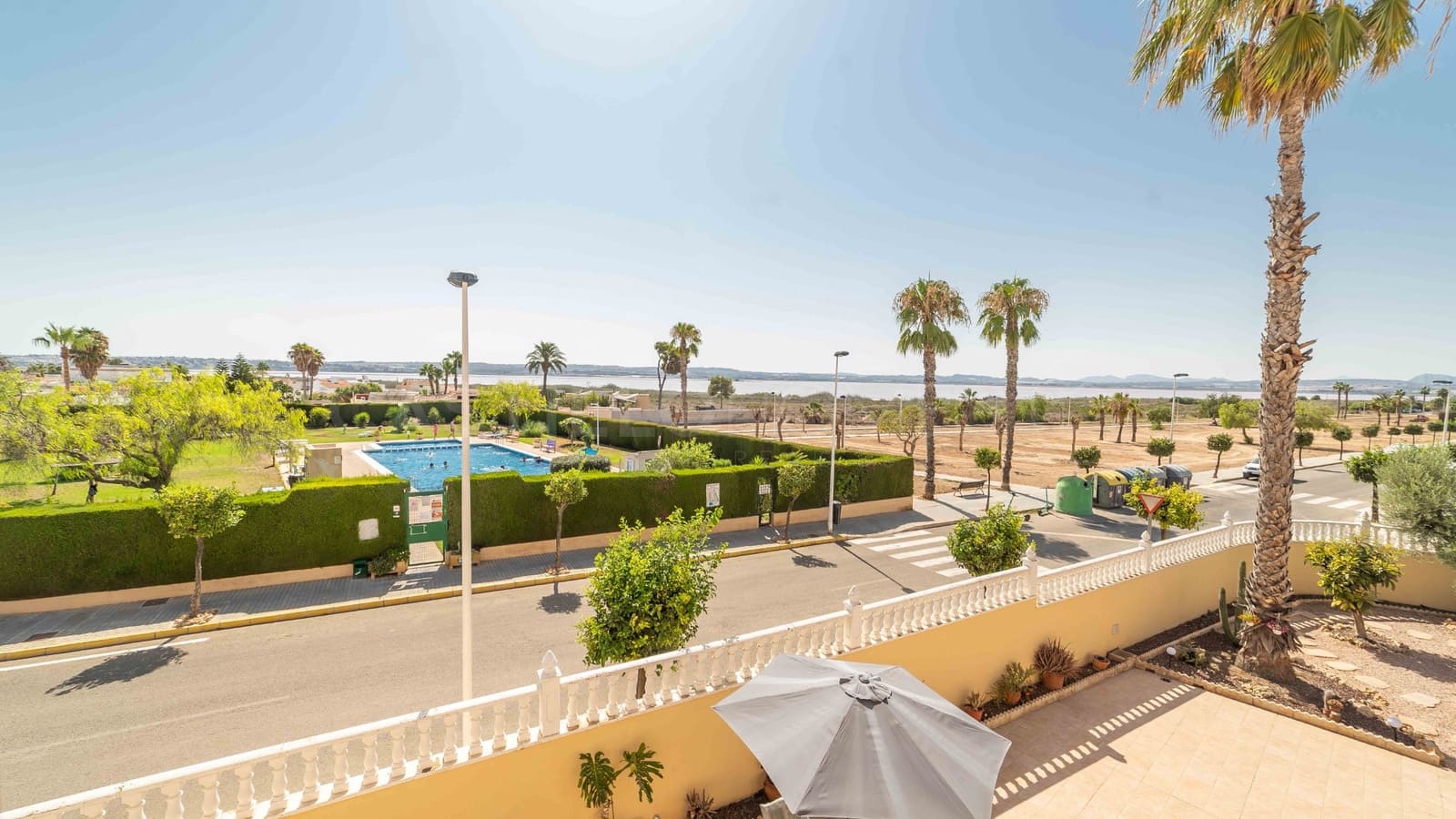 Chalet de 6 habitaciones en Torrevieja en venta con piscina - 539.000 € (Ref: 8970809)