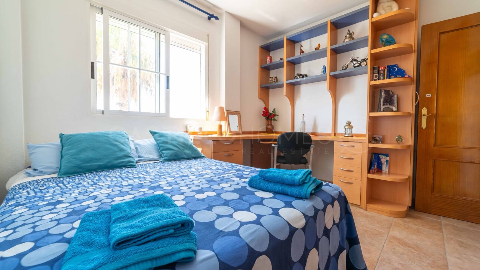 Chalet de 6 habitaciones en Torrevieja en venta con piscina - 539.000 € (Ref: 8970809)