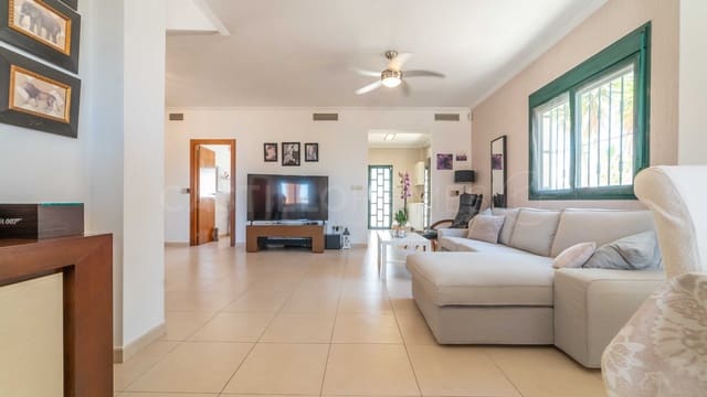 4 bedroom Townhouse for sale in Ciudad Quesada, Rojales with pool - € 529,000 (Ref: 8970814)