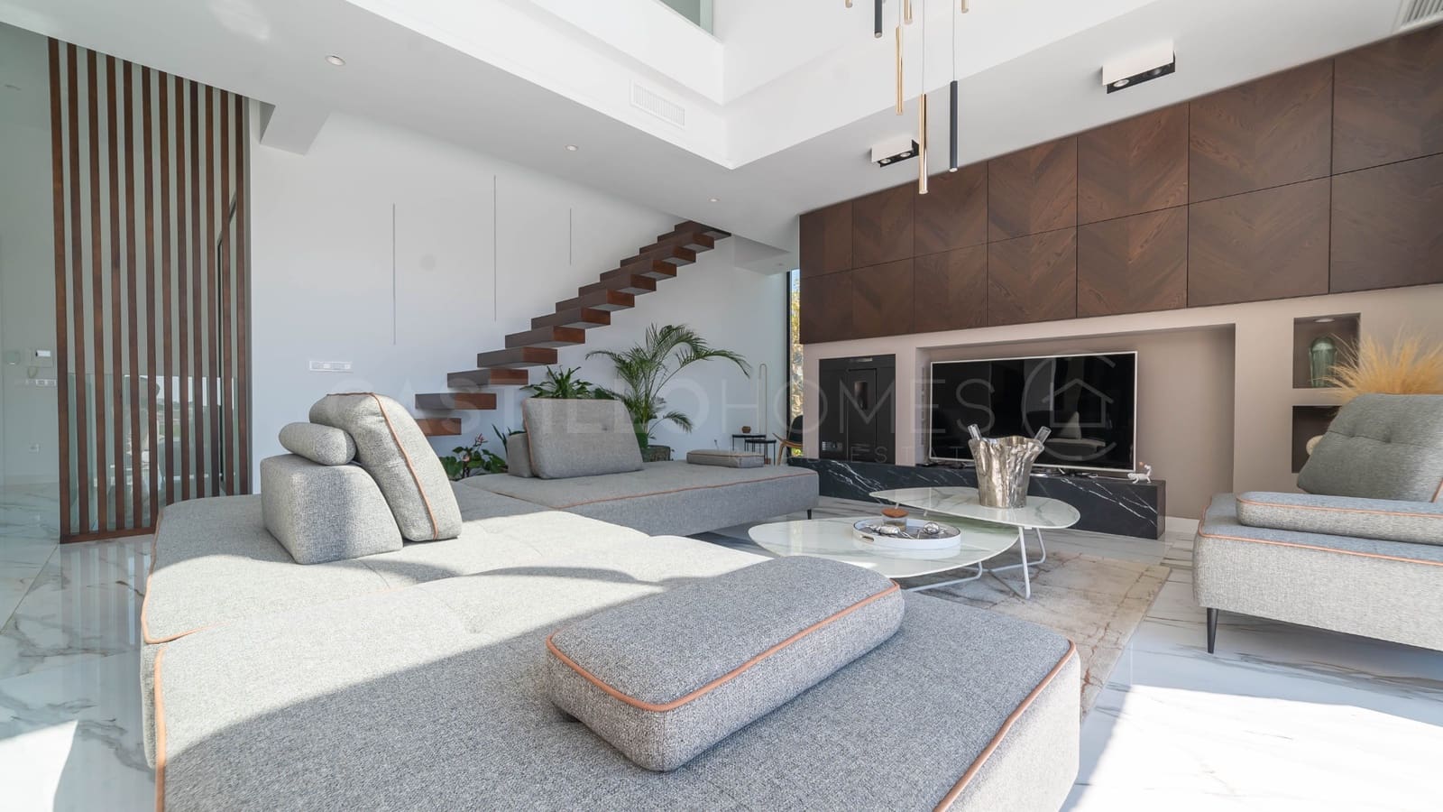 4 chambre Villa/Maison à vendre à Las Colinas Golf avec piscine garage - 2 880 000 € (Ref: 8970822)