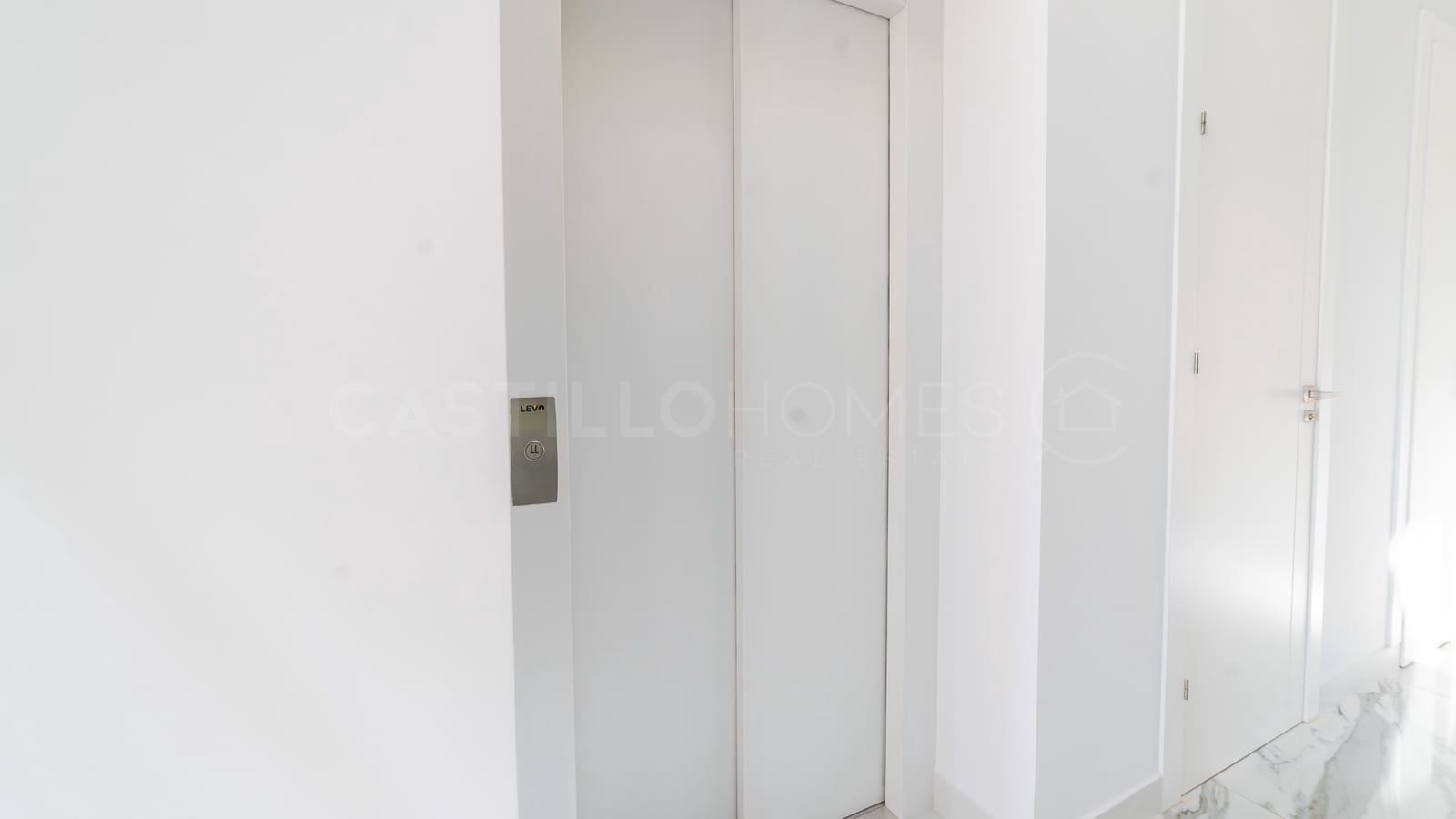 4 chambre Villa/Maison à vendre à Las Colinas Golf avec piscine garage - 2 880 000 € (Ref: 8970822)