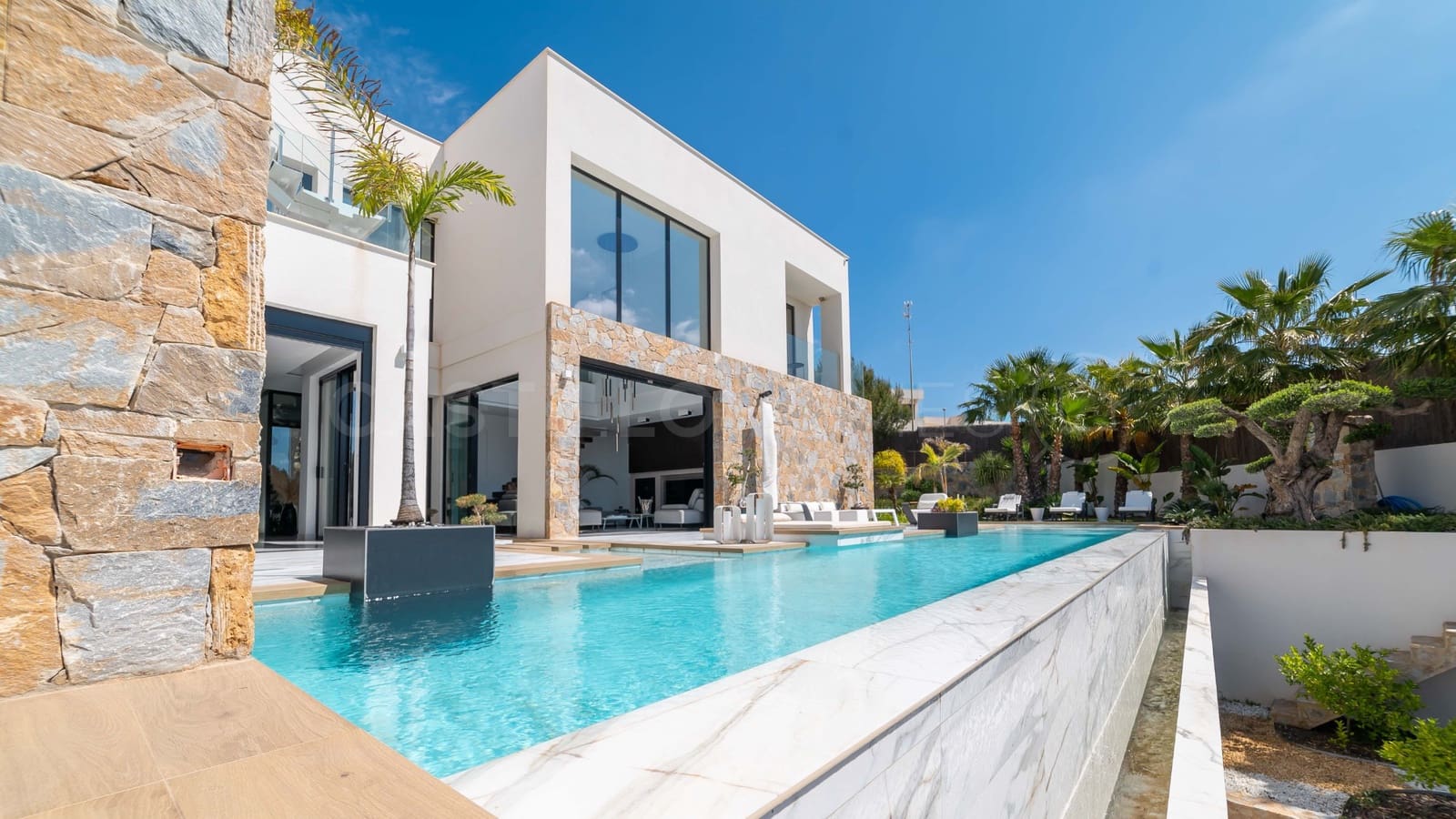 4 chambre Villa/Maison à vendre à Las Colinas Golf avec piscine garage - 2 880 000 € (Ref: 8970822)