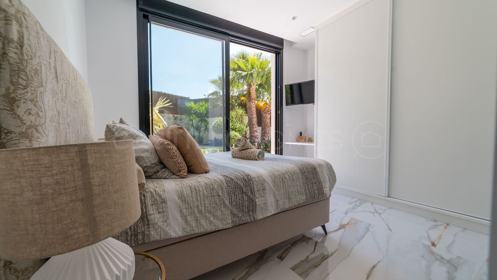 4 chambre Villa/Maison à vendre à Las Colinas Golf avec piscine garage - 2 880 000 € (Ref: 8970822)