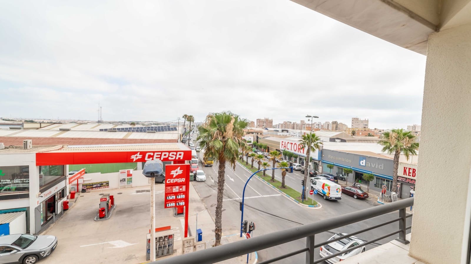 5 soveværelse Lejlighed til salg i Torrevieja med garage - € 275.000 (Ref: 9028584)