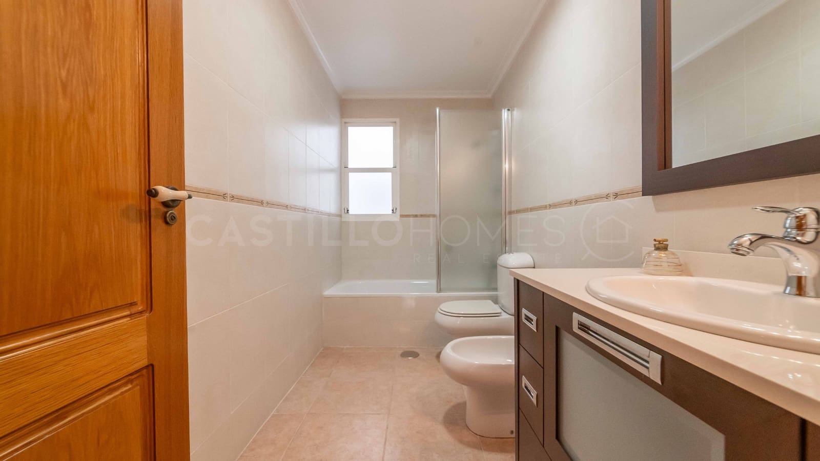 5 soveværelse Lejlighed til salg i Torrevieja med garage - € 275.000 (Ref: 9028584)