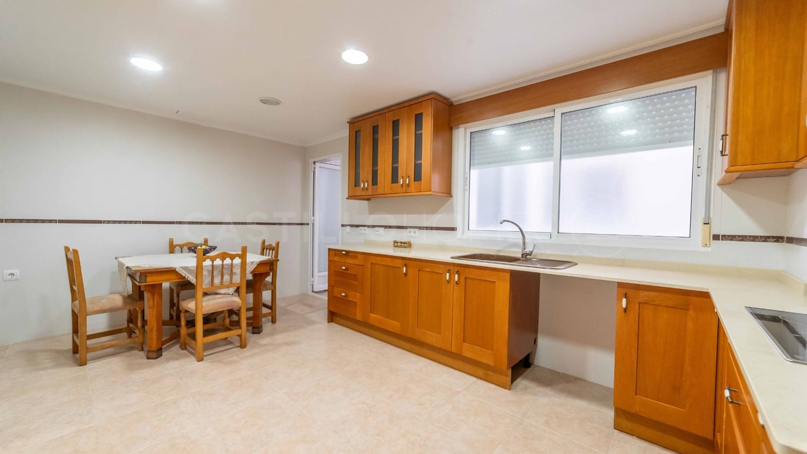 5 soveværelse Lejlighed til salg i Torrevieja med garage - € 275.000 (Ref: 9028584)