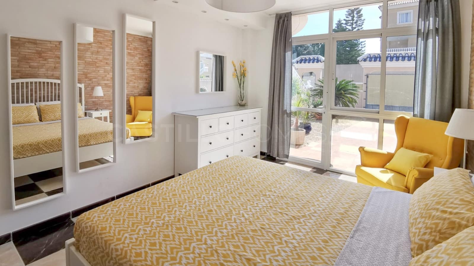 5 sypialnia Willa na sprzedaż w Los Altos z basenem - 450 000 € (Ref: 9028585)