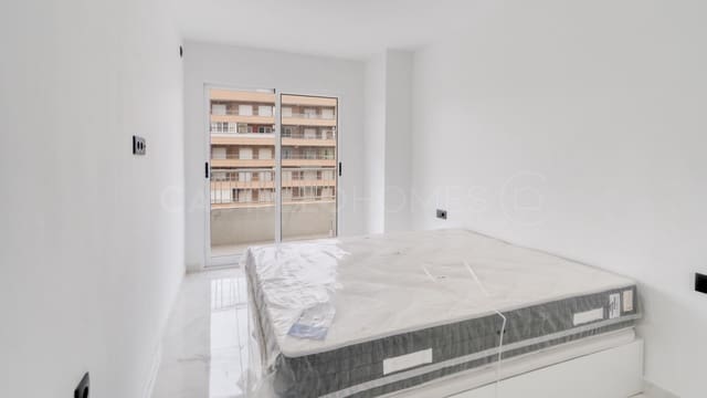 2 chambre Appartement à vendre à Punta Prima, Orihuela avec piscine - 189 000 € (Ref: 9028589)