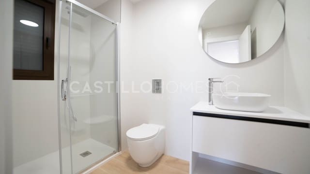 2 chambre Appartement à vendre à Villamartin, Orihuela avec piscine garage - 379 000 € (Ref: 9028594)