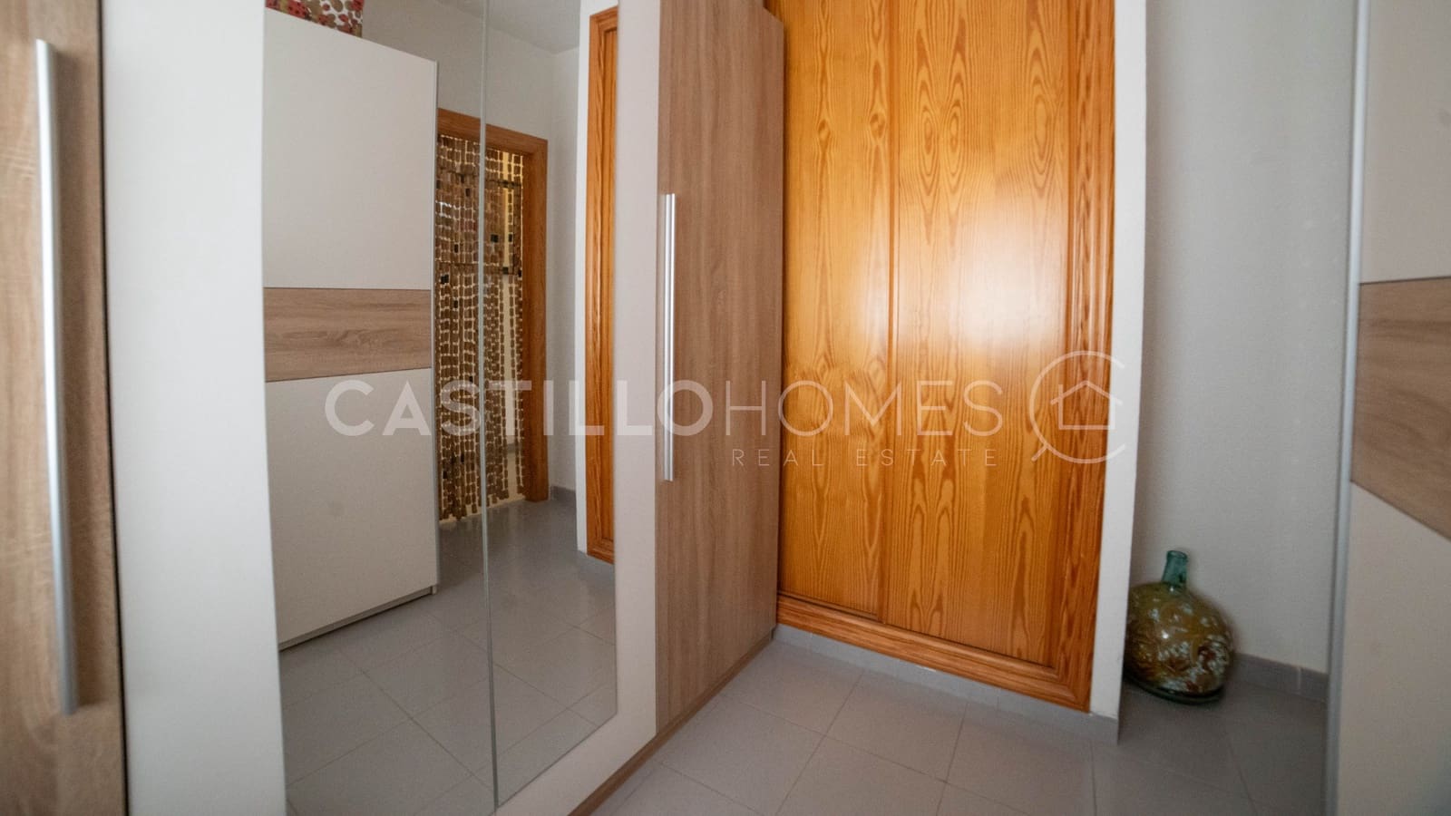 Apartamento de 3 habitaciones en Playa Flamenca en venta con piscina garaje - 340.000 € (Ref: 9028596)