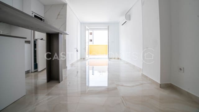 2 sypialnia Apartament na sprzedaż w Puerto Deportivo, Torrevieja z garażem - 220 000 € (Ref: 9030941)