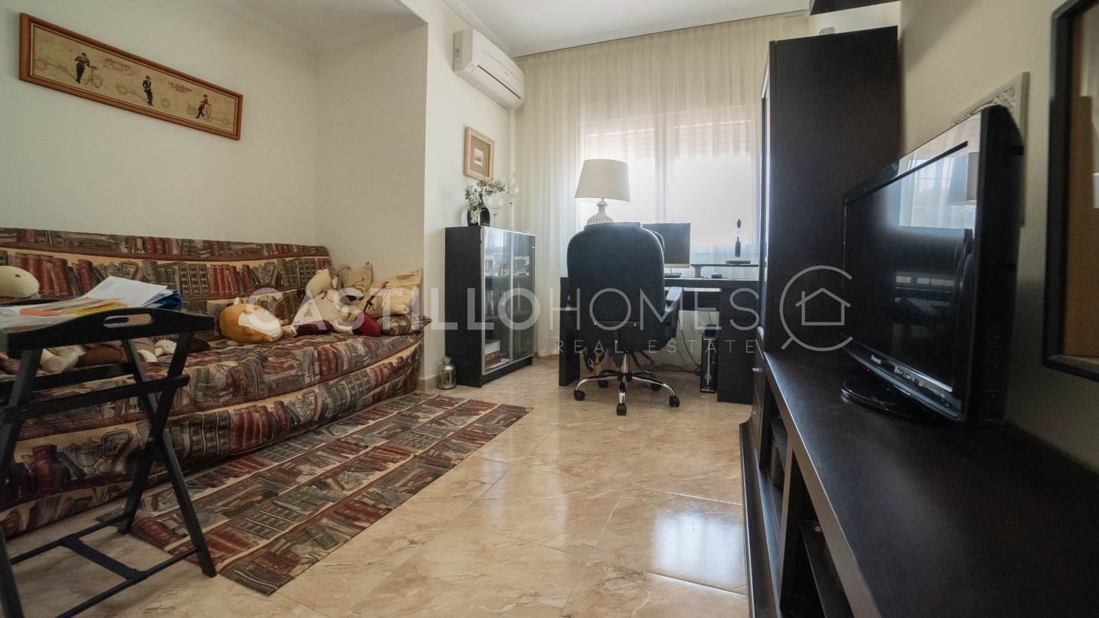 6 bedroom Villa for sale in Los Balcones with pool - € 930,000 (Ref: 9033776)