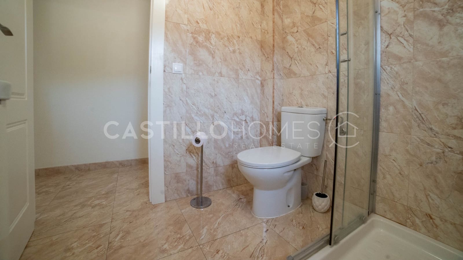 6 bedroom Villa for sale in Los Balcones with pool - € 930,000 (Ref: 9033776)