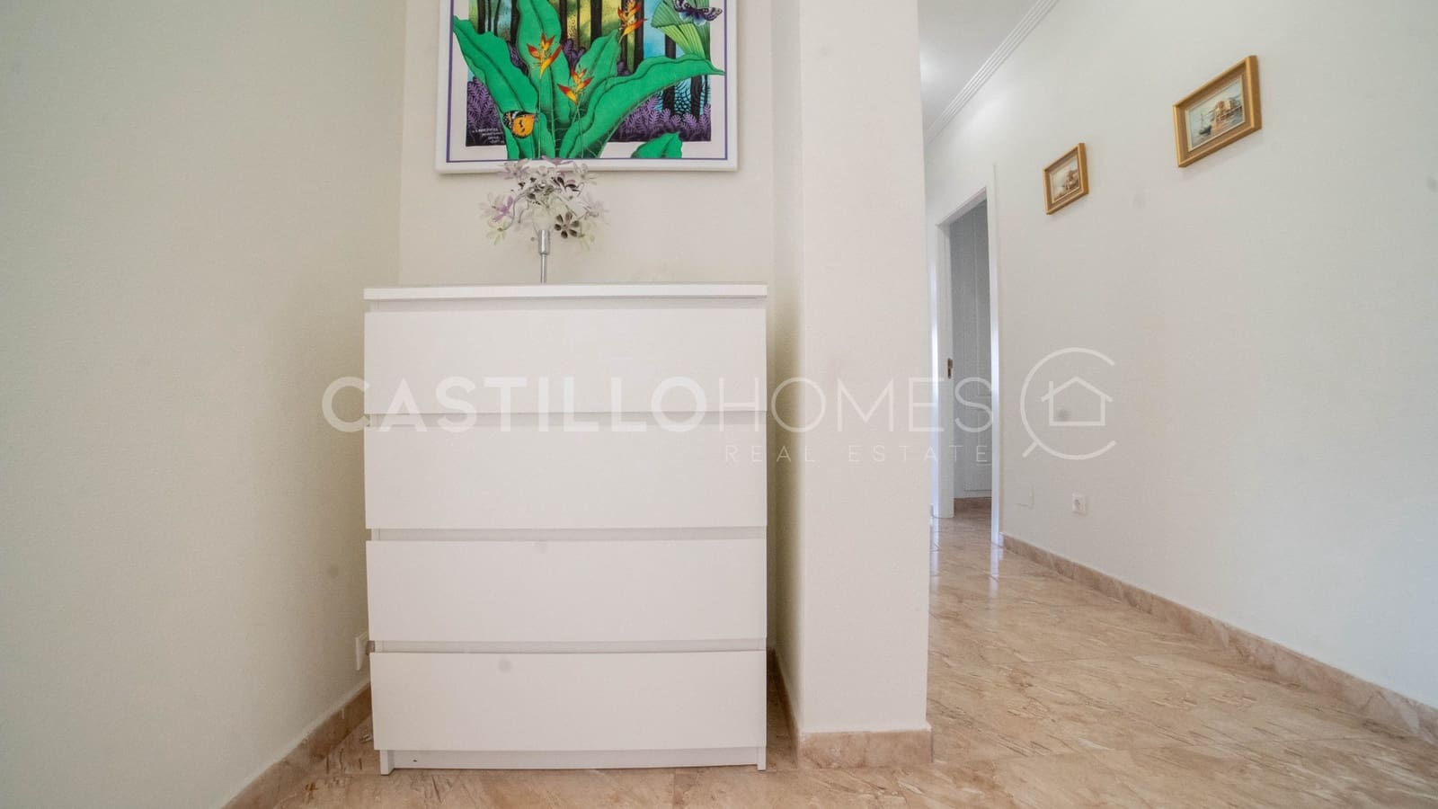 6 bedroom Villa for sale in Los Balcones with pool - € 930,000 (Ref: 9033776)