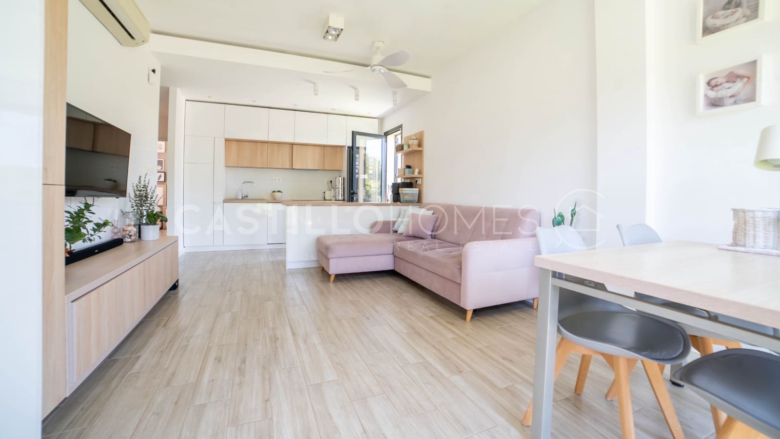 3 quarto Moradia para venda em La Zenia com piscina - 519 000 € (Ref: 9046225)