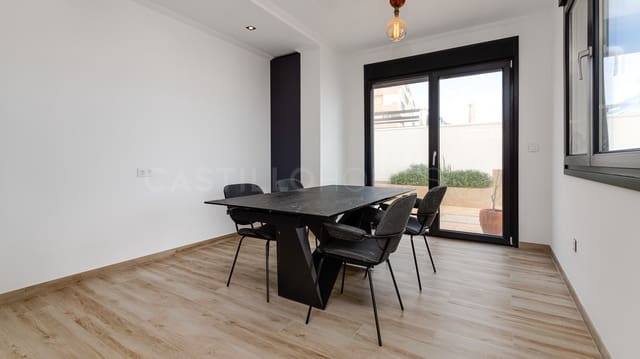 4 bedroom Villa for sale in Torre del Moro, Torrevieja with pool - € 990,000 (Ref: 9058646)