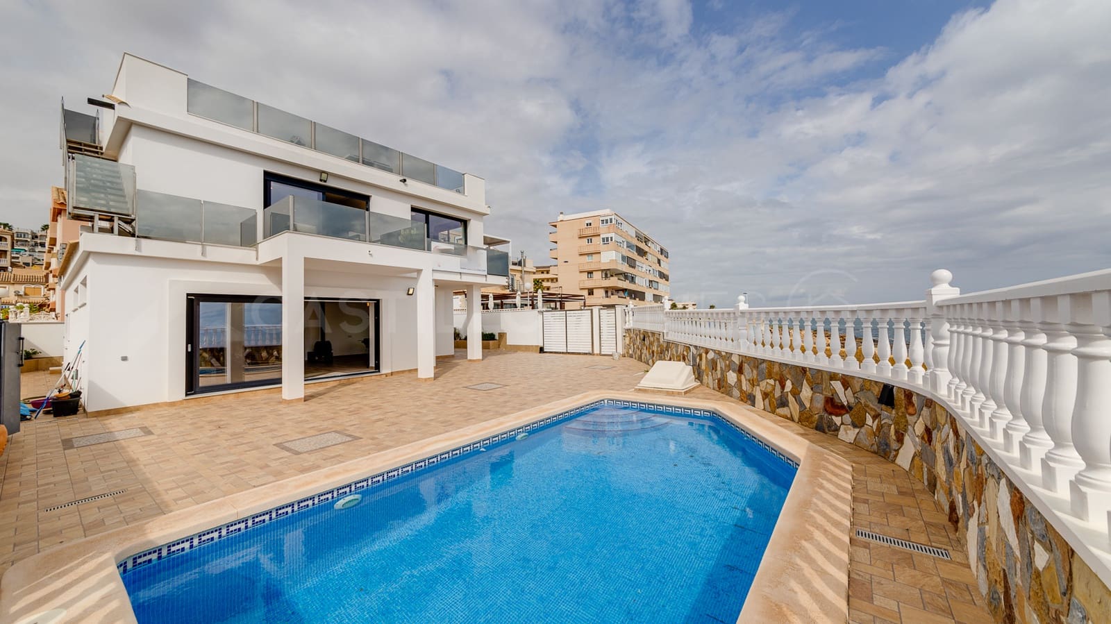 4 soverom Villa til salgs i Torre del Moro med svømmebasseng - € 990 000 (Ref: 9058646)