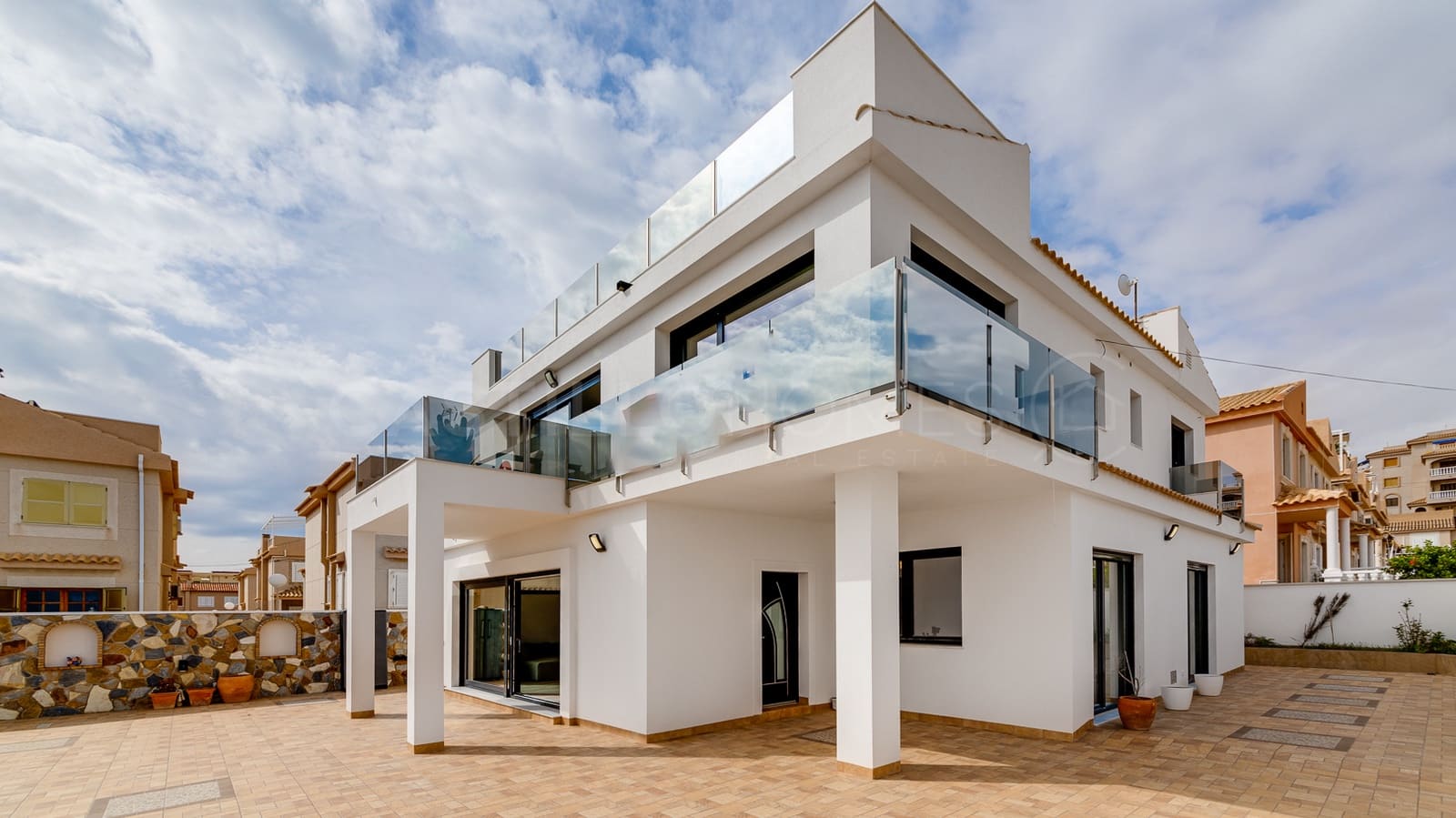 4 soverom Villa til salgs i Torre del Moro med svømmebasseng - € 990 000 (Ref: 9058646)