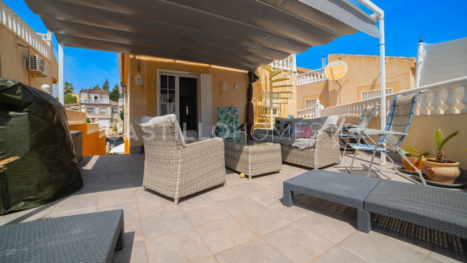 4 soveværelse Byhus til salg i Los Balcones med swimmingpool - € 290.000 (Ref: 9064285)