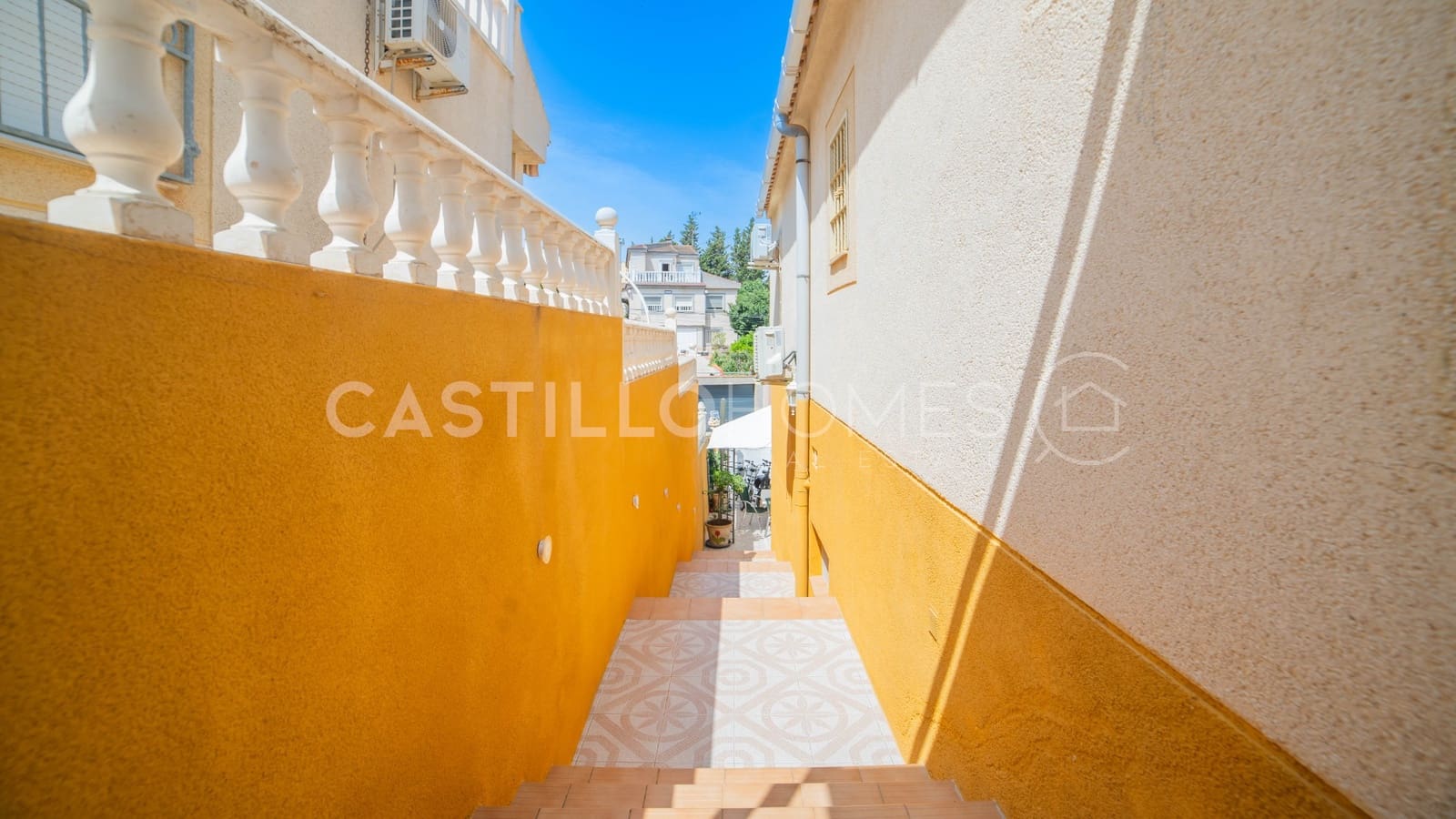 4 soveværelse Byhus til salg i Los Balcones med swimmingpool - € 290.000 (Ref: 9064285)