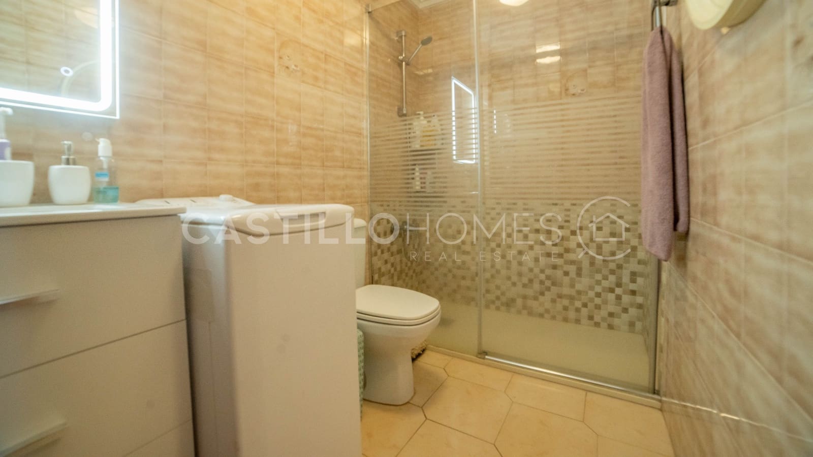 1 bedroom Apartment for sale in Punta Prima - € 159,000 (Ref: 9097613)