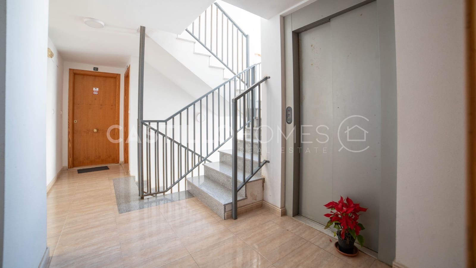 1 makuuhuone Huoneisto myytävänä paikassa Torrevieja mukana uima-altaan - 89 900 € (Ref: 9103800)