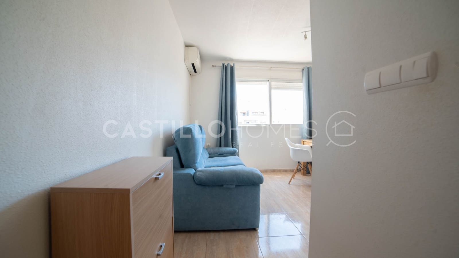 1 makuuhuone Huoneisto myytävänä paikassa Torrevieja mukana uima-altaan - 89 900 € (Ref: 9103800)