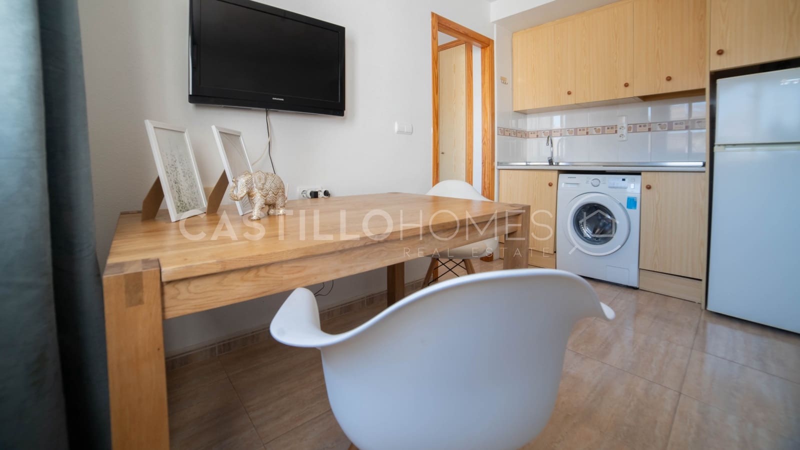 1 makuuhuone Huoneisto myytävänä paikassa Torrevieja mukana uima-altaan - 89 900 € (Ref: 9103800)