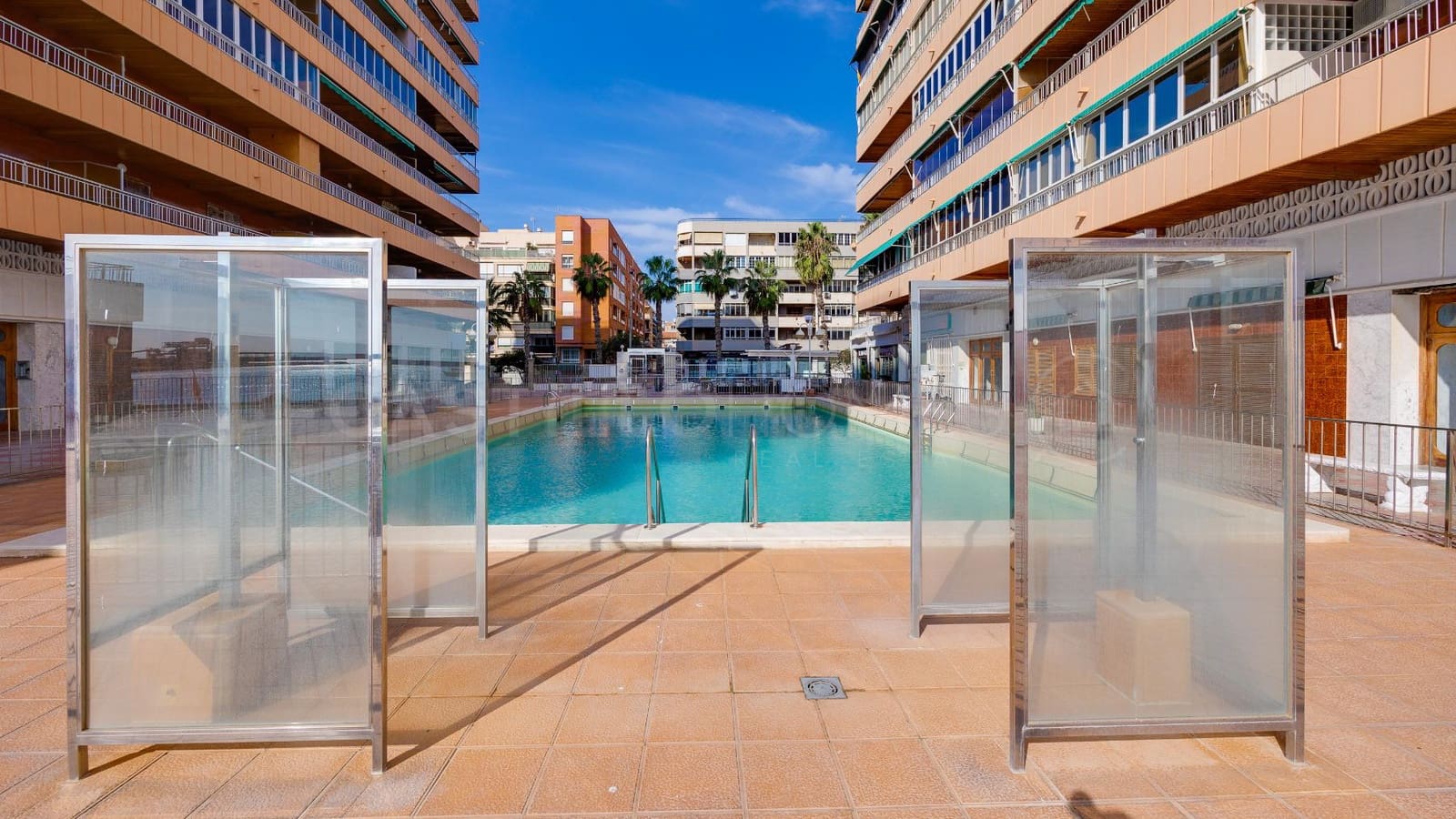 3 makuuhuone Huoneisto myytävänä paikassa Torrevieja - 349 000 € (Ref: 9114837)