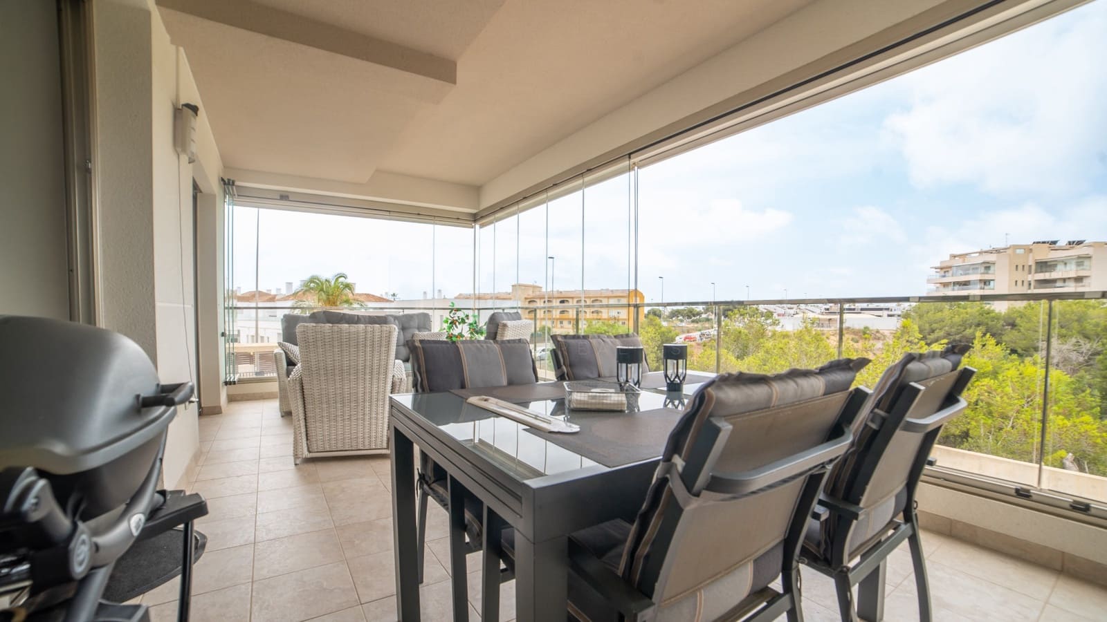 2 sypialnia Apartament na sprzedaż w Villamartin z basenem garażem - 269 990 € (Ref: 9118051)