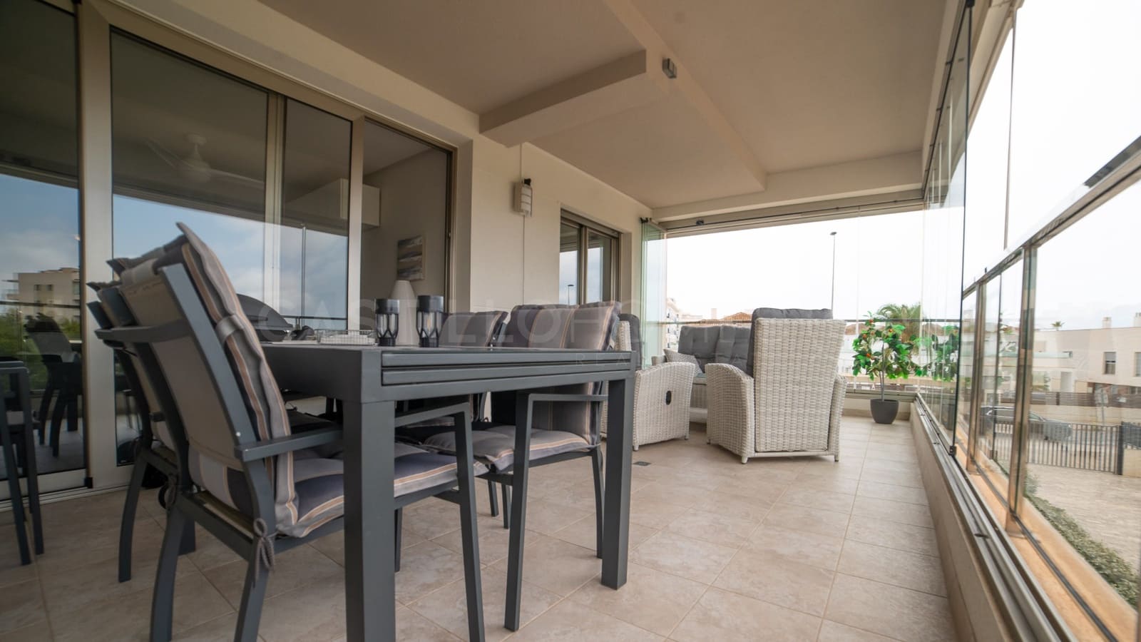 2 sypialnia Apartament na sprzedaż w Villamartin z basenem garażem - 269 990 € (Ref: 9118051)