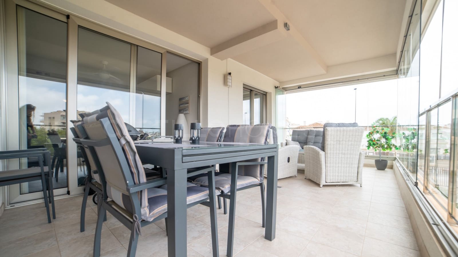 2 sypialnia Apartament na sprzedaż w Villamartin z basenem garażem - 269 990 € (Ref: 9118051)