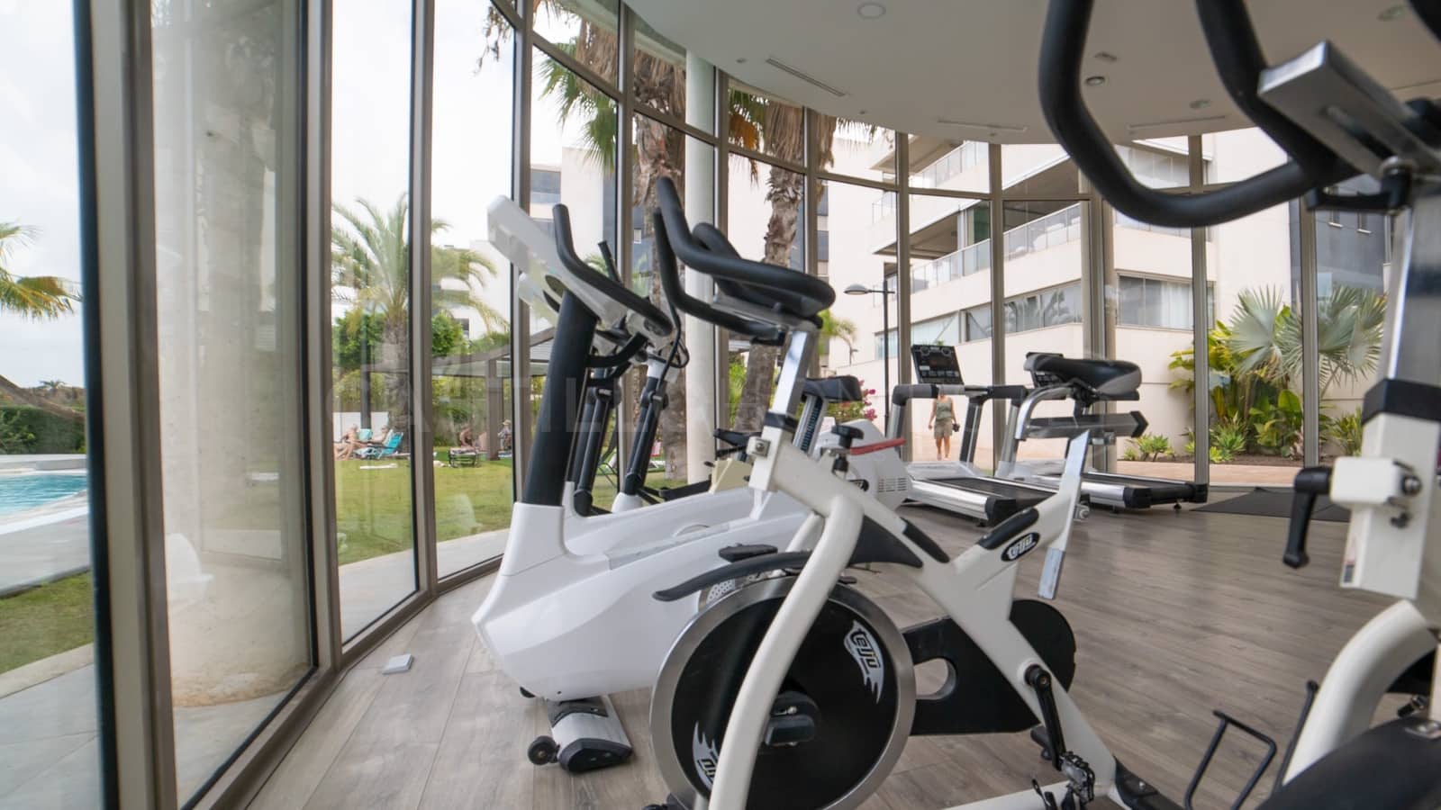 2 sypialnia Apartament na sprzedaż w Villamartin z basenem garażem - 269 990 € (Ref: 9118051)