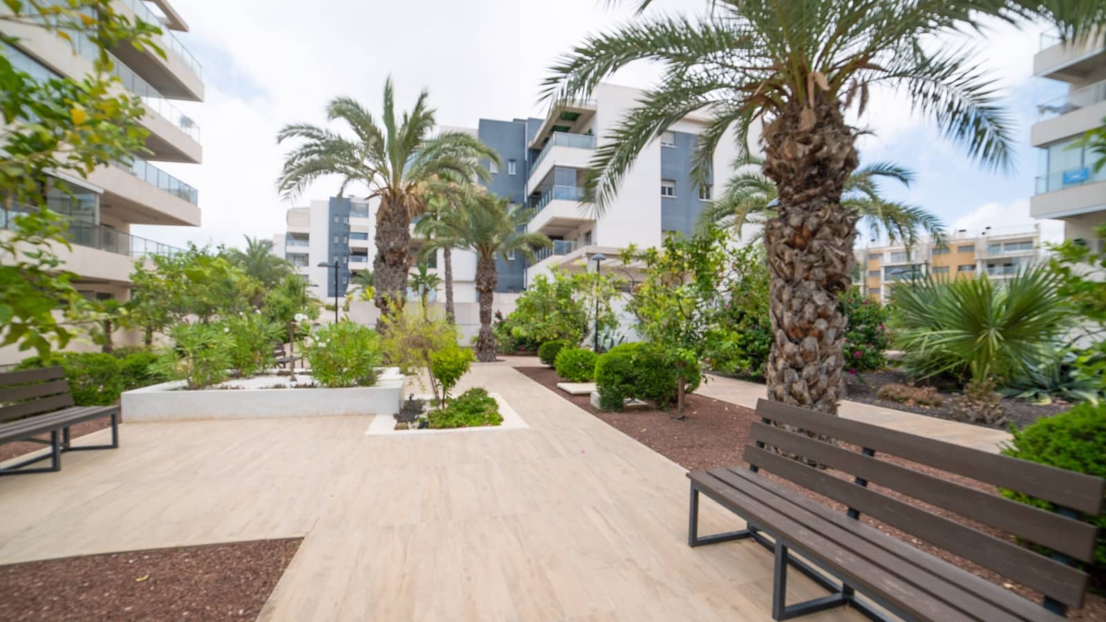 2 sypialnia Apartament na sprzedaż w Villamartin z basenem garażem - 269 990 € (Ref: 9118051)