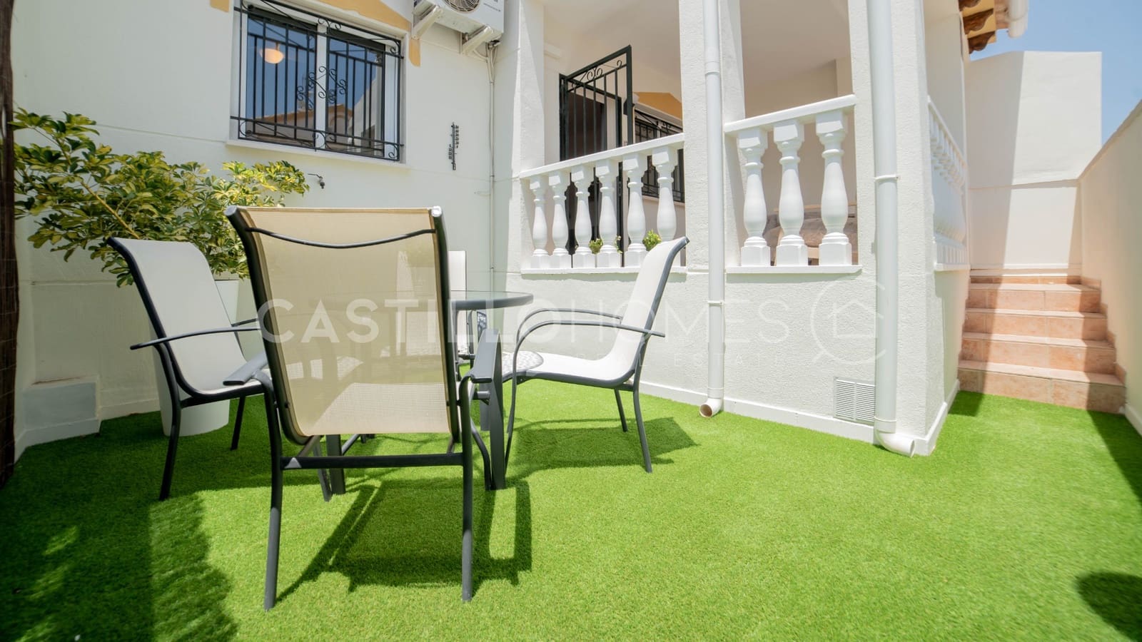 3 soverom Hus til salgs i Los Altos med svømmebasseng - € 288 000 (Ref: 9133173)